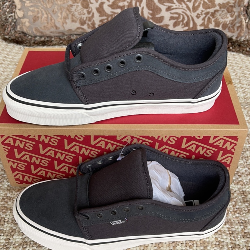 Vans Chukka Low Raven/Marshmallow Men’s - Picture 5 of 16
